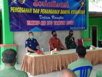 Anggota Satgas TMMD Bojonegoro Berikan Sambutan Anggota Linmas Dan Masyarakat